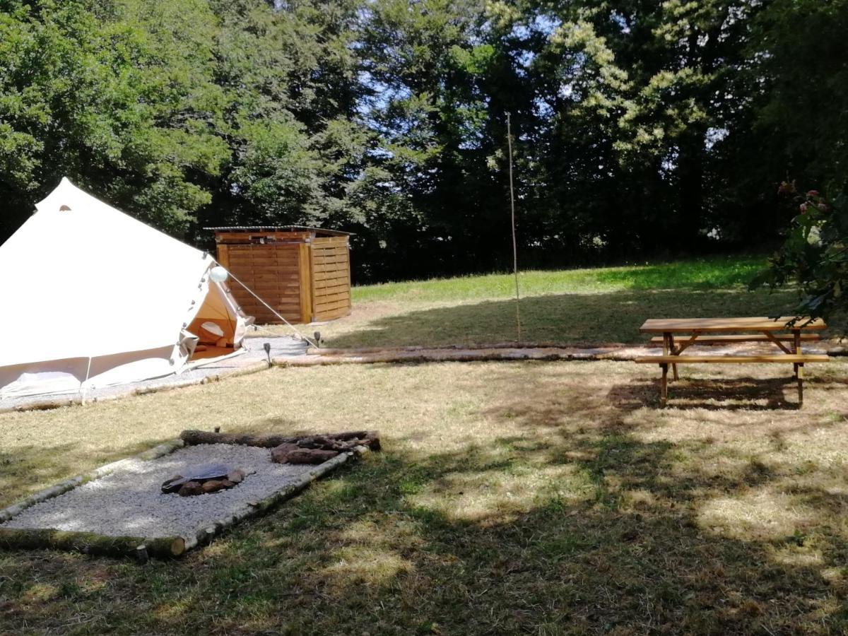 Tente Insolite 1 A 5 Personnes Plouray Bagian luar foto